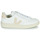 Chaussures Baskets basses Veja V-12 Blanc / Beige