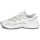 Chaussures Baskets basses adidas Originals OZWEEGO Blanc / Beige