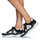 Chaussures Femme Baskets basses Guess LUCKEE2 Noir / Blanc