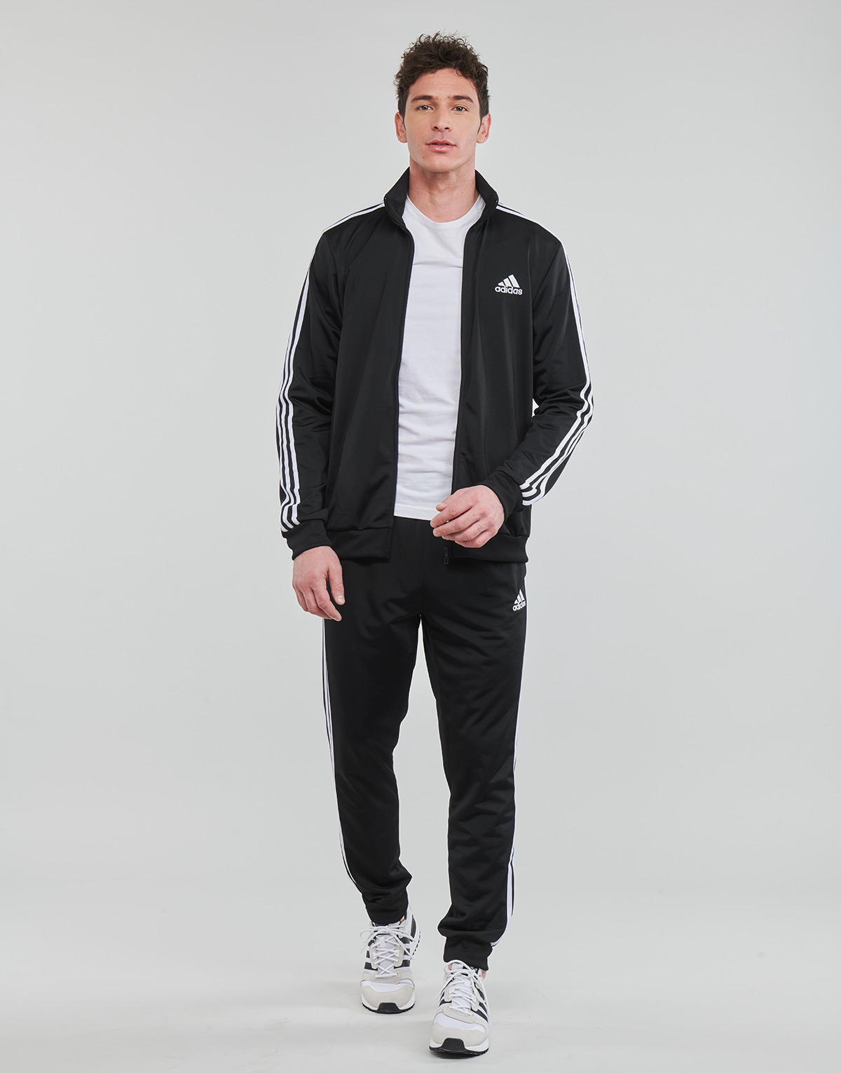 Vêtements Homme Ensembles de survêtement Adidas Sportswear 3 Stripes TR TT TRACKSUIT black/white