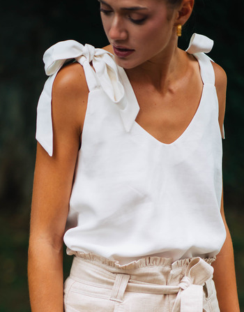 Vêtements Femme Tops / Blouses Céleste LUCIE Blanc