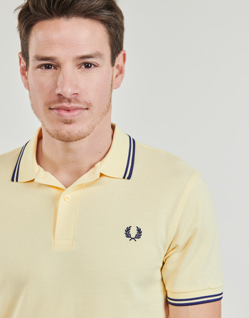 Fred Perry TWIN TIPPED FRED PERRY SHIRT Jaune / Marine