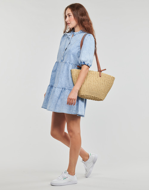 Betty London LALLA Bleu clair