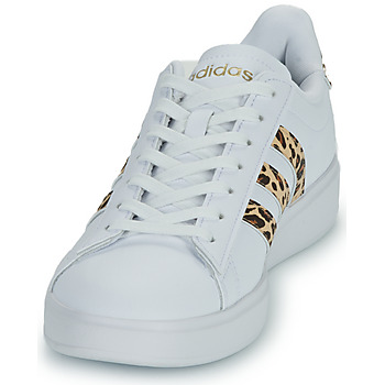 Adidas Sportswear GRAND COURT 2.0 Blanc / Leopard